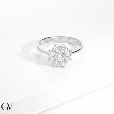 Bague halo en forme de fleur avec diamant central 0,25