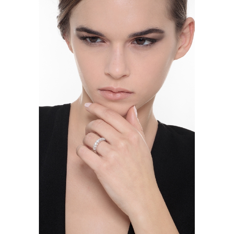 Demi alliance à 7 diamants 1.20 ct or blanc 18k