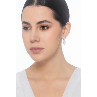 Boucles d'oreilles en or blanc avec perles et diamants 