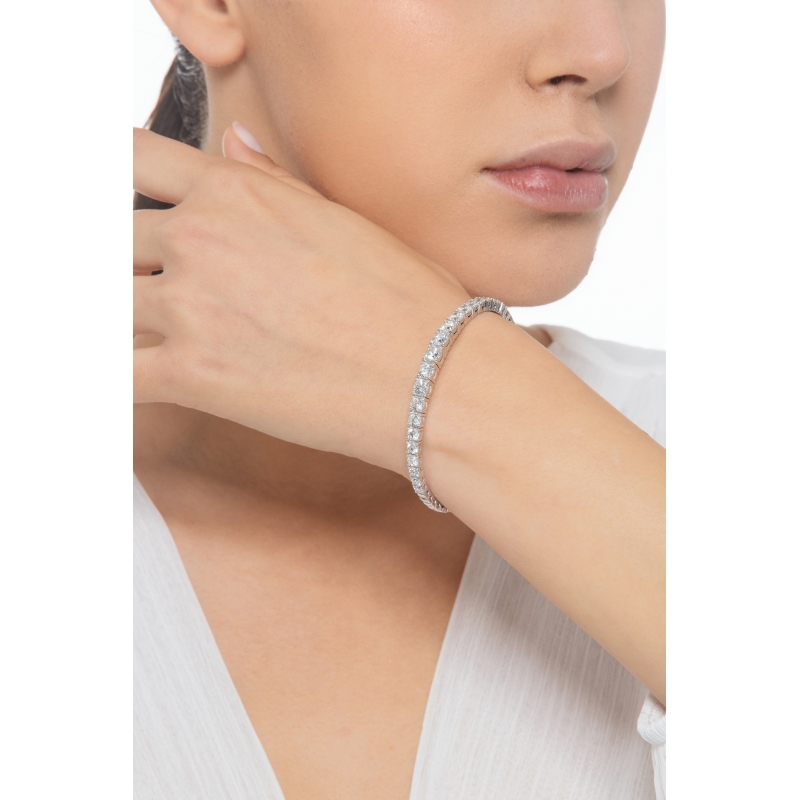 Bracelet rivière semirigide en or blanc 18 carats avec diamants