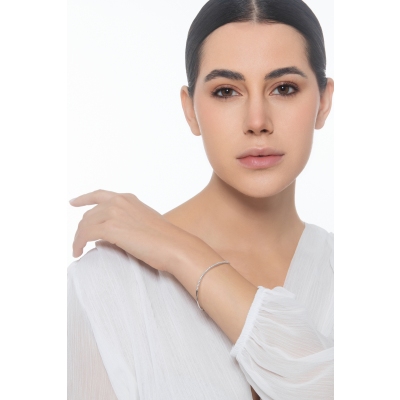 Bracelet ondulé en or blanc 18k avec diamants