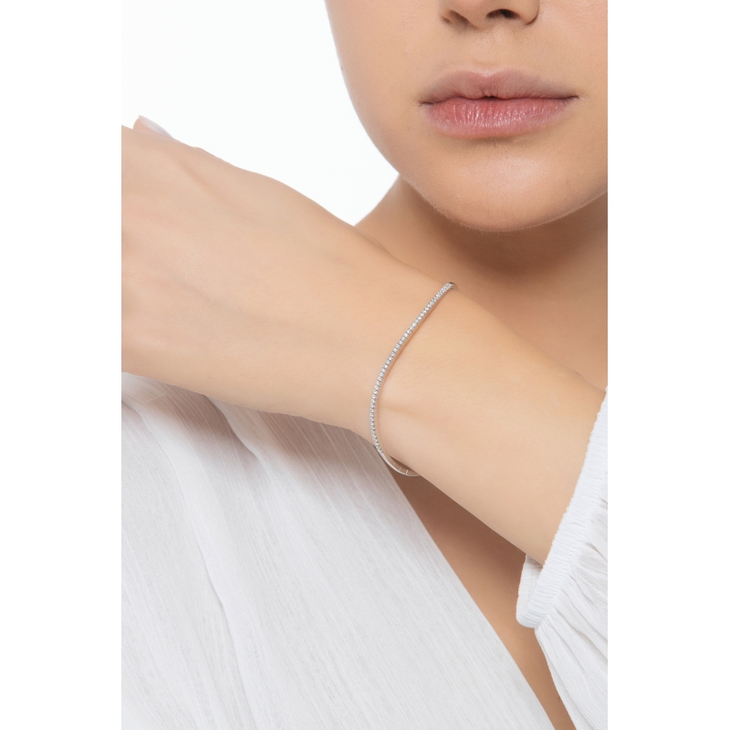 Bracelet ondulé en or blanc 18k avec diamants