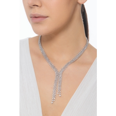 Collier en Y design en or blanc 18k avec pavé de diamants