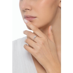 Bague solitaire taille goutte 0.70ct  GIA en or blanc 18k  2