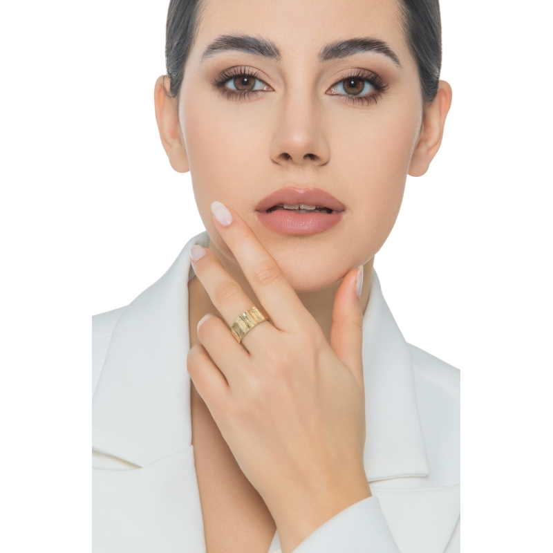 Bague en or jaune 18k 