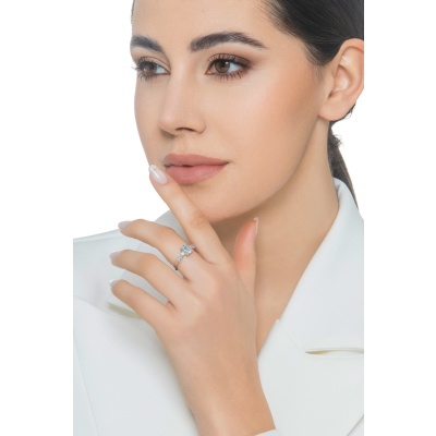 Bague avec brillants et aquamarine rectangulaire