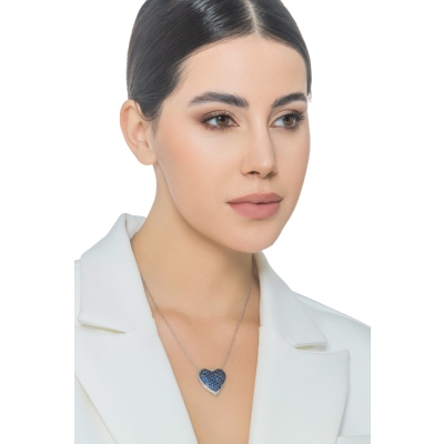 Collier en or blanc 18k  pavé et saphirs bleus