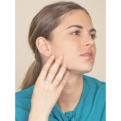 Jonc de fiançailles étérnité en or blanc 18k avec diamants