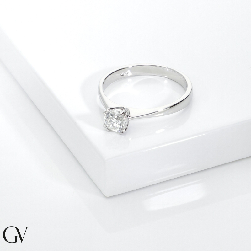 Bague diamant 0,50 ct  solitaire en or blanc 18k 