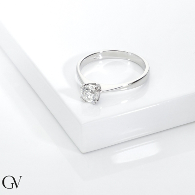 Bague diamant 0,50 ct  solitaire en or blanc 18k 