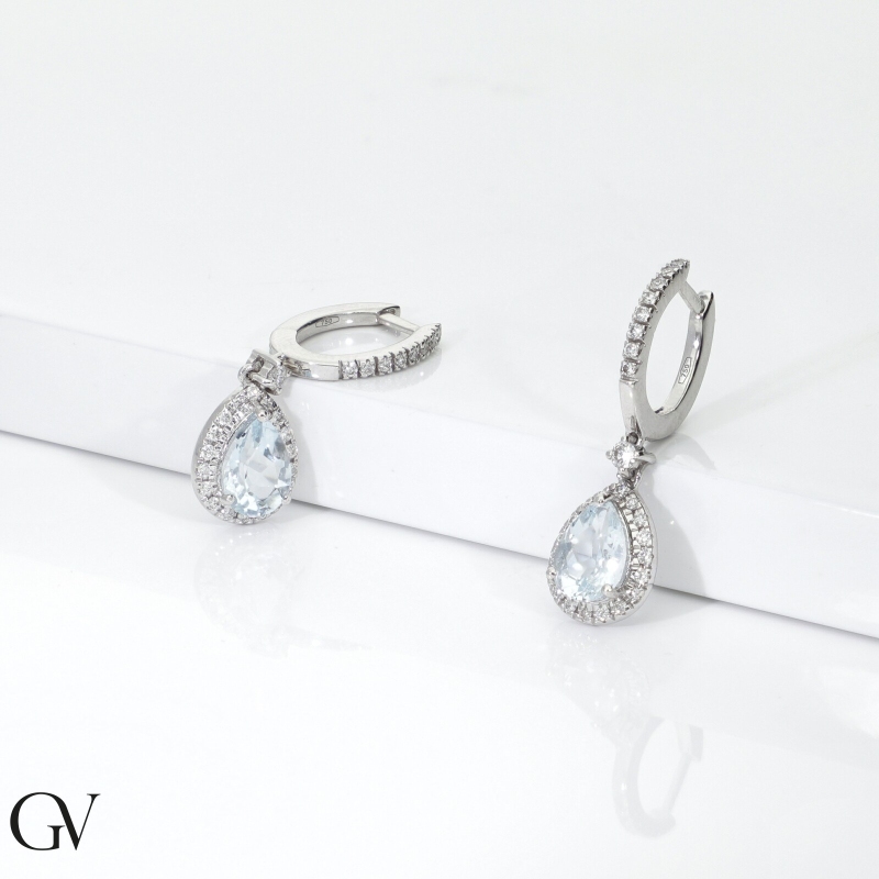 Boucles d'oreilles pendantes en Or Blanc 18k avec Aigue-marine et Diamants