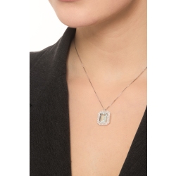 Collier en or 18k avec aigue-marine entourée de diamants  2