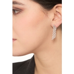 Boucles d'oreilles à maillons souples en or blanc 18k et diamants  2