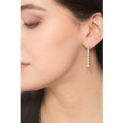 Boucles d’oreilles or blanc 18k à design et diamants 2,54 ct 2