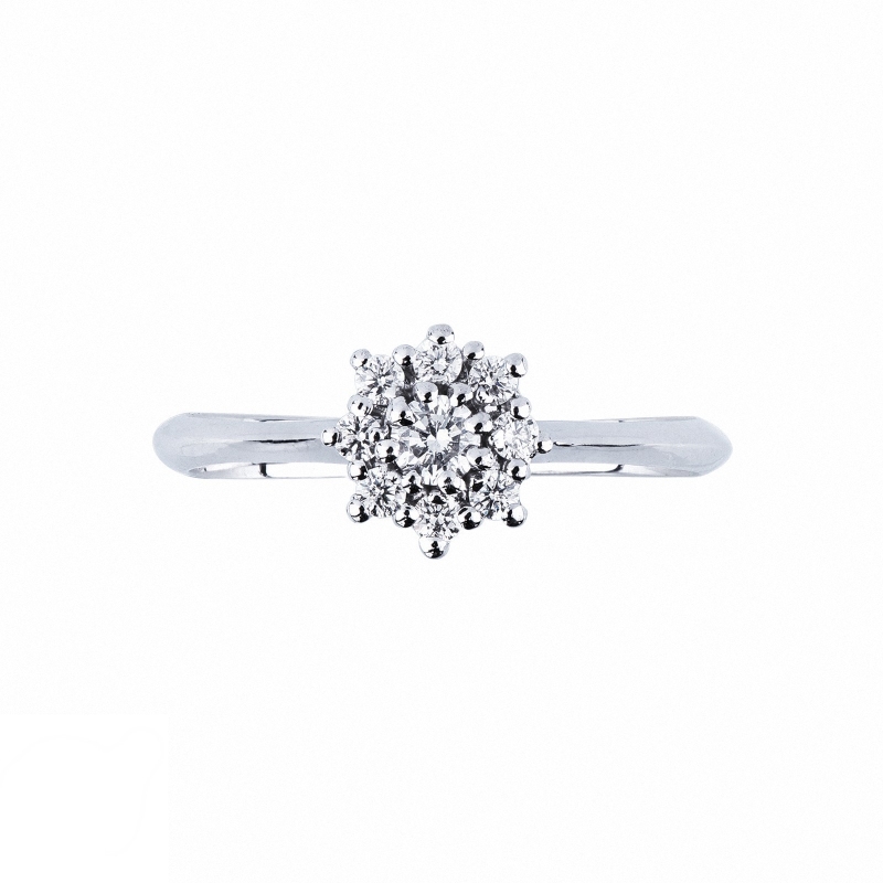 Bague en or blanc 18 carats avec diamants fleur