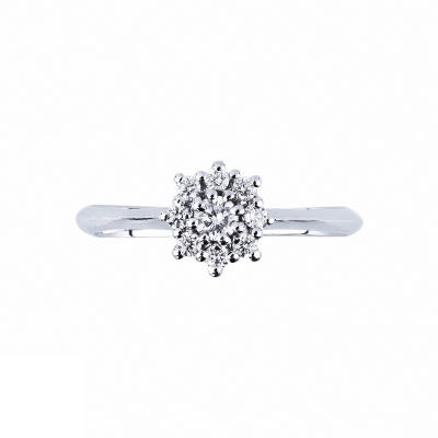 Bague en or blanc 18 carats avec diamants fleur