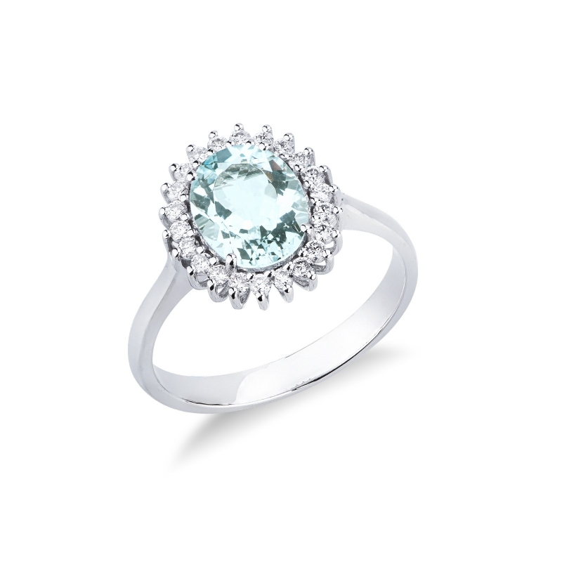 Bague en or blanc 18k ornée d’une aigue-marine ovale halo diamants