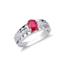 Bague en or blanc 18 carats avec un rubis et diamants