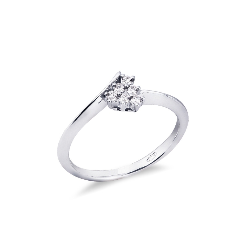 Bague or blanc 18K sertie de diamants brillants