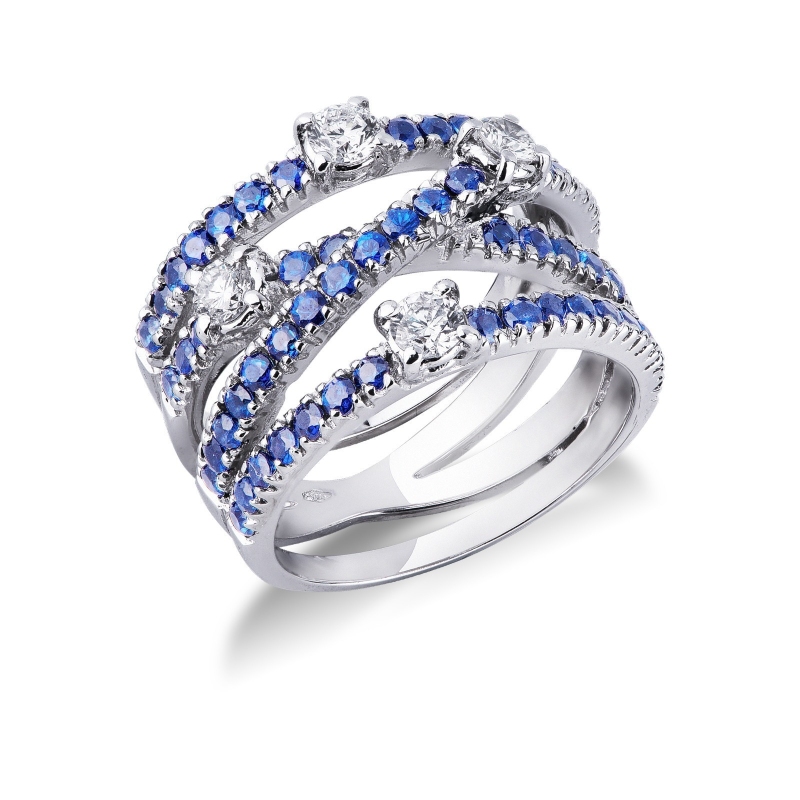 Bague bandeau en or blanc 18k avec saphirs bleus et diamants croisés