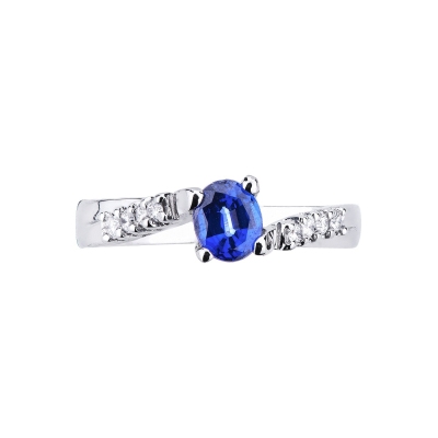 Bague en Or Blanc 750 avec Saphir Bleu et Diamants