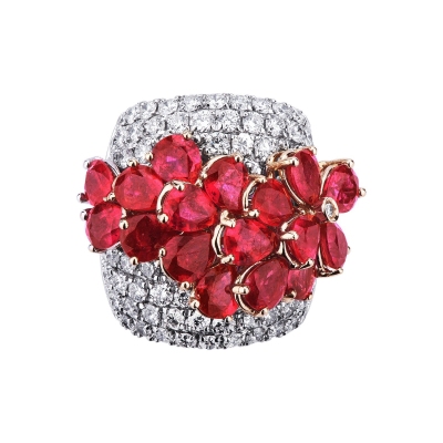 Bague fleurs de rubis pour femme en or blanc 18k et diamants