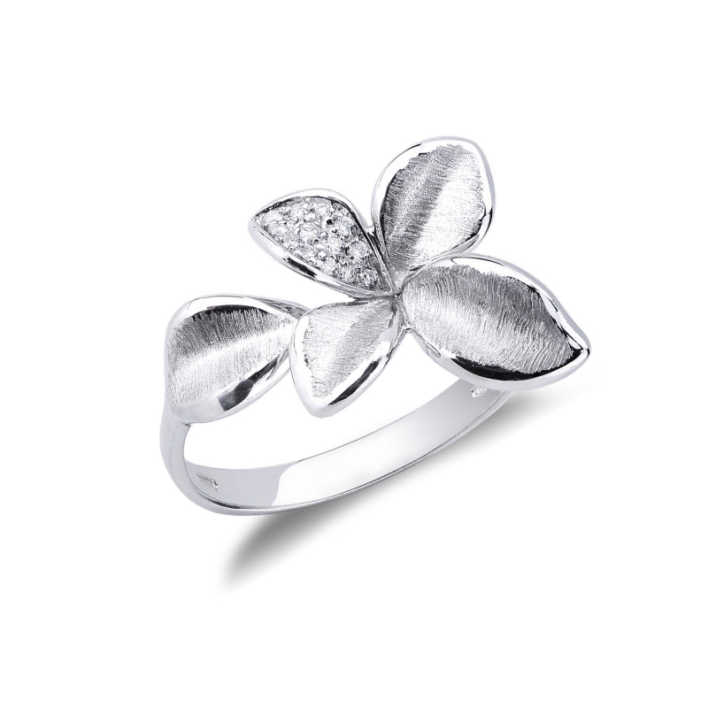 Bague ouverte Fleur en or blanc 18k avec pétale en diamants