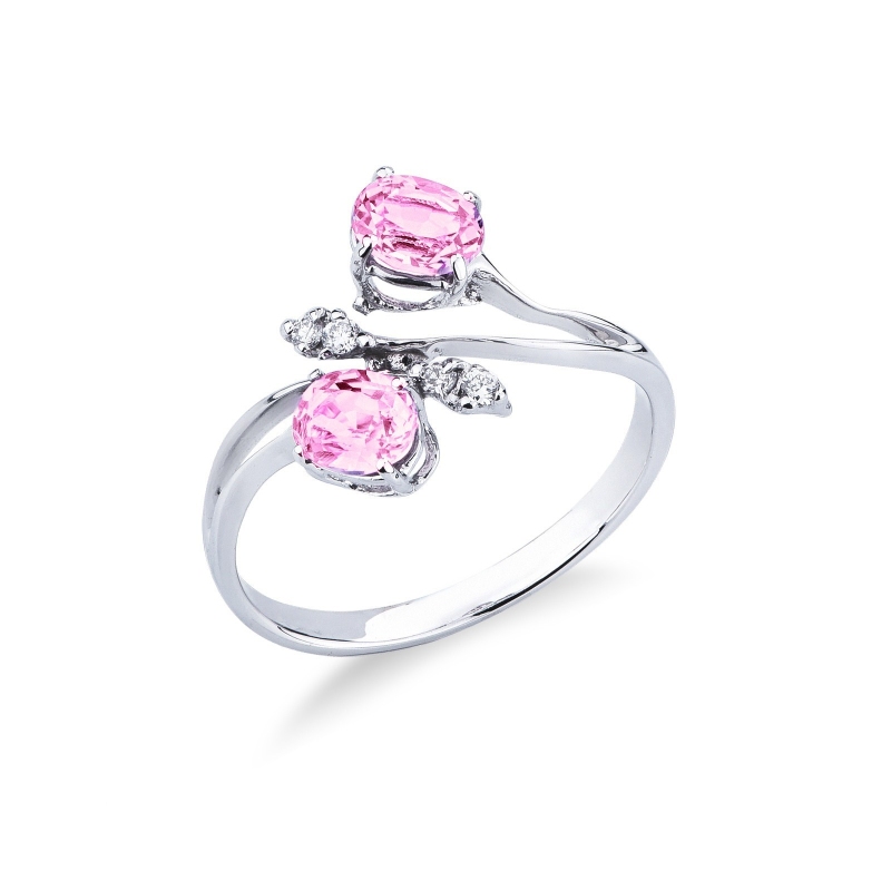 Bague en or blanc 18k avec des saphirs roses 