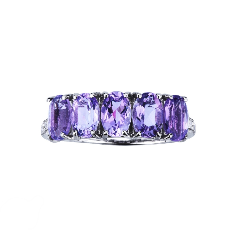 Bague en or blanc 18 carats avec 5 améthystes ovales et diamants 