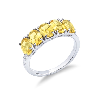 Bague en or blanc 18k avec un diamant et 5 citrines