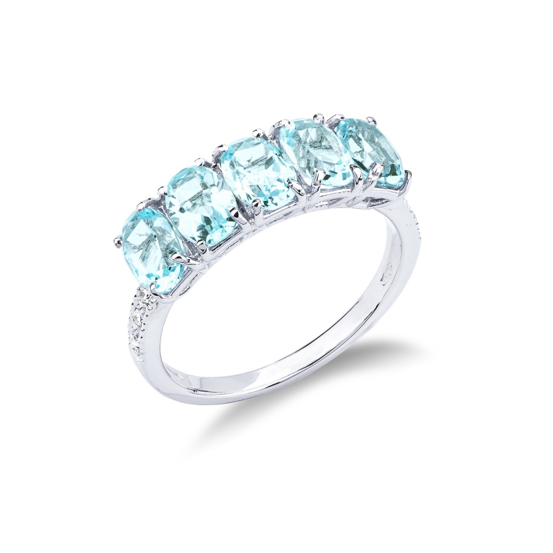 Bague en or blanc 18k avec diamants et aigue-marine centrale