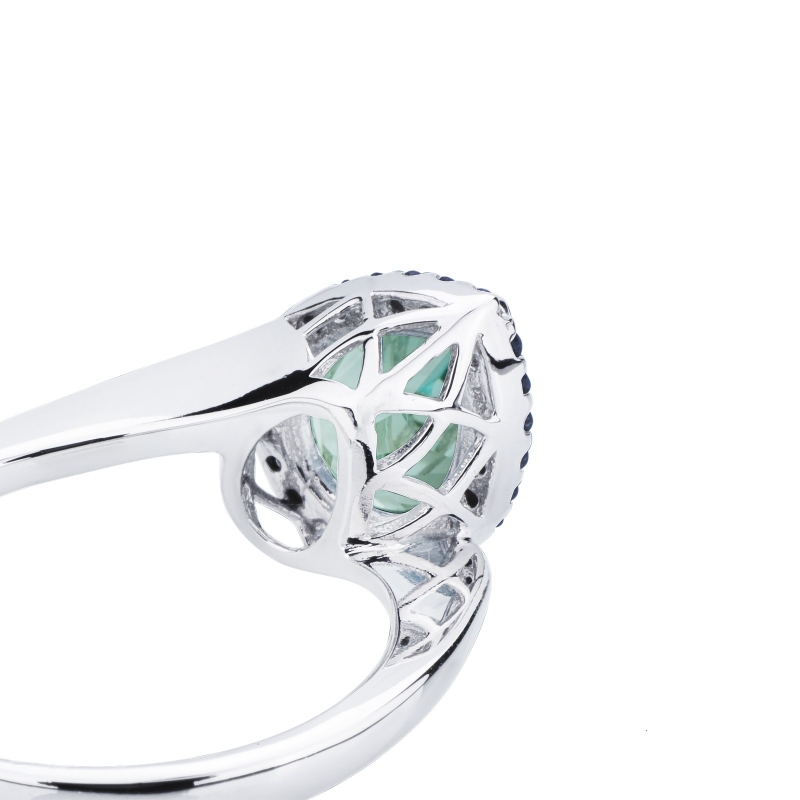 Bague halo en or blanc 18 carats aigue-marine et diamants