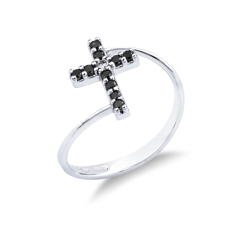 Bague en or blanc 18k avec une croix en diamants noirs