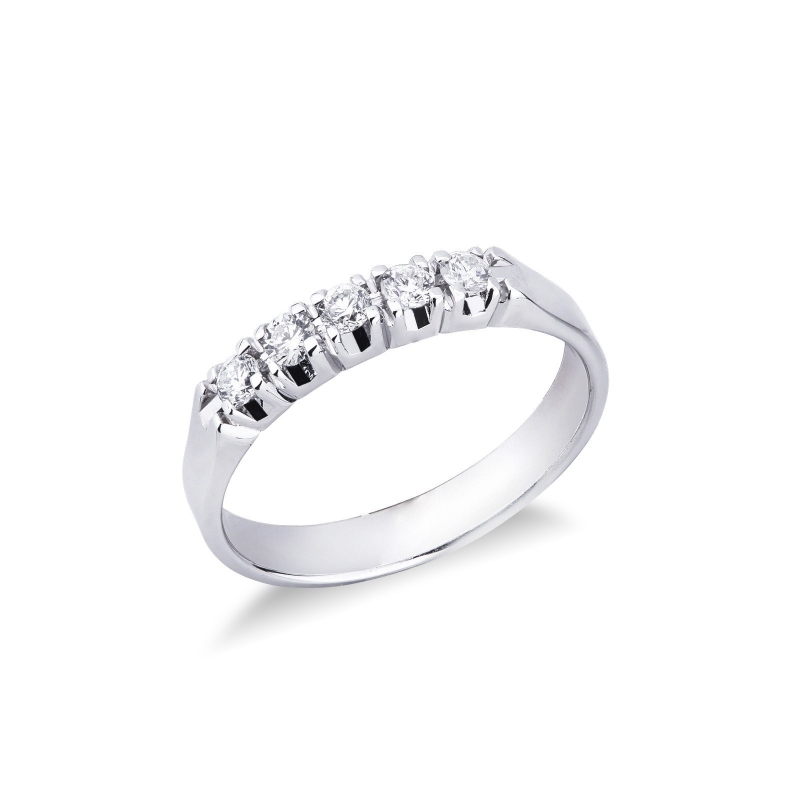 Alliance demi tour en or blanc 18k avec 5 diamants 0.25 ct