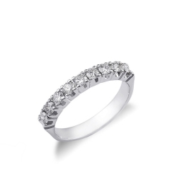 Bague à 9 pierres en or blanc 18k avec diamants ct 0.65