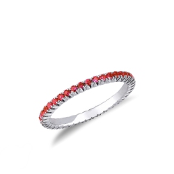 Alliance en rubis et or blanc 18k 
