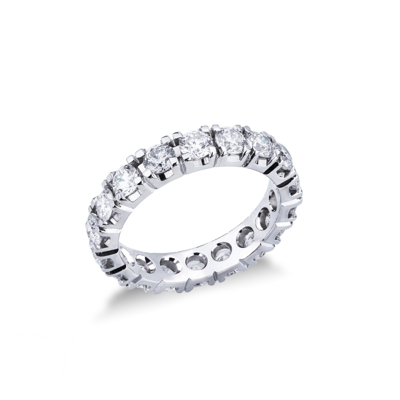 Bague éternité à griffes en or blanc 18 carats avec diamants de 0,15 ct