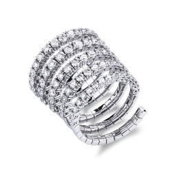 Bague design en or blanc 18k et diamants