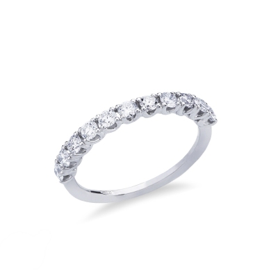 Bague en or blanc 18k avec 11 diamants taille brillante