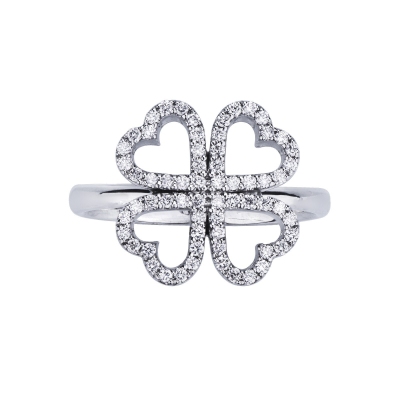 Bague fleur en or blanc 18 carats et diamants
