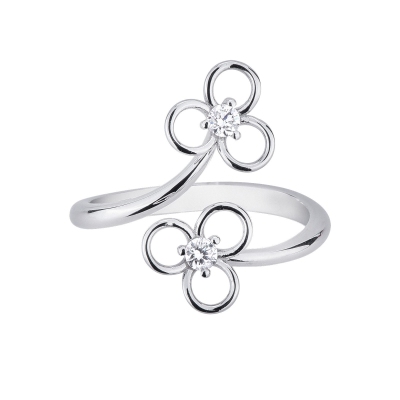 Bague en or blanc 18k avec deux fleurs stylisées et diamants