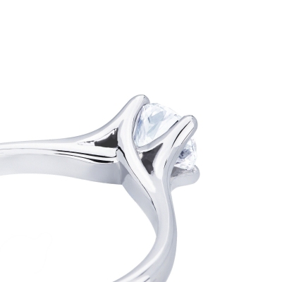 Bague Solitaire en Or Blanc 18k avec Diamant 0,70 ct