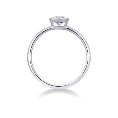 Solitaire en or blanc 750 avec diamant  0.50 ct