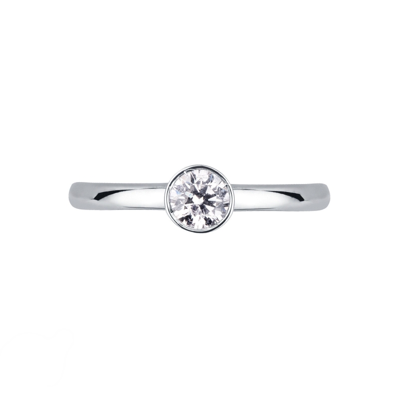 Solitaire en or blanc 750 avec diamant  0.50 ct