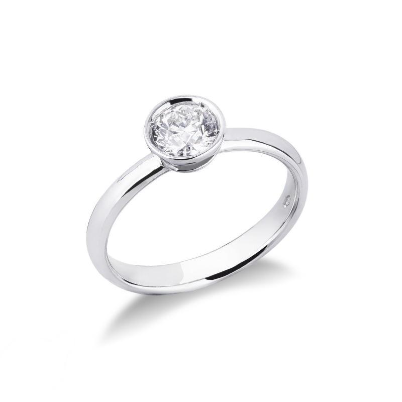 Solitaire en or blanc 18k diamant brillant 0.70 ct