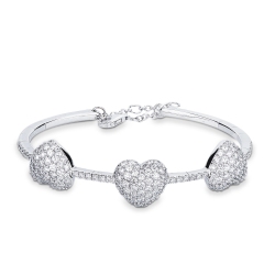 Bracelet en or blanc et diamants avec trois cœurs