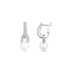 Boucles d'oreilles en or blanc avec perles et diamants 