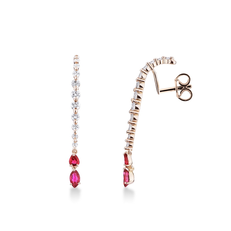 Boucles d’oreilles en or rose 18k avec pendants en rubis et diamants