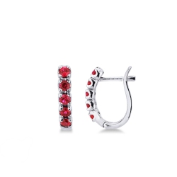 Boucles d’oreilles femme en or blanc 18k avec rubis