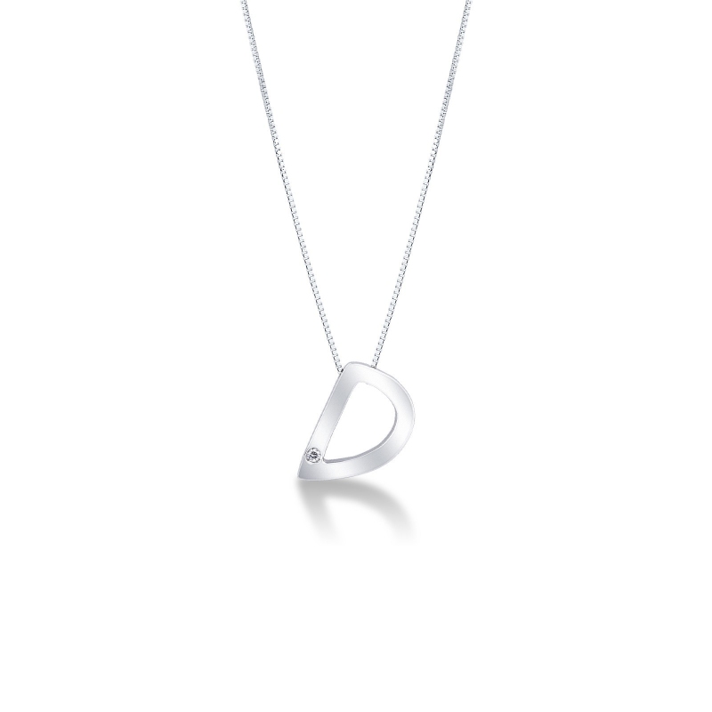 Collier avec lettre  D en or blanc et diamants